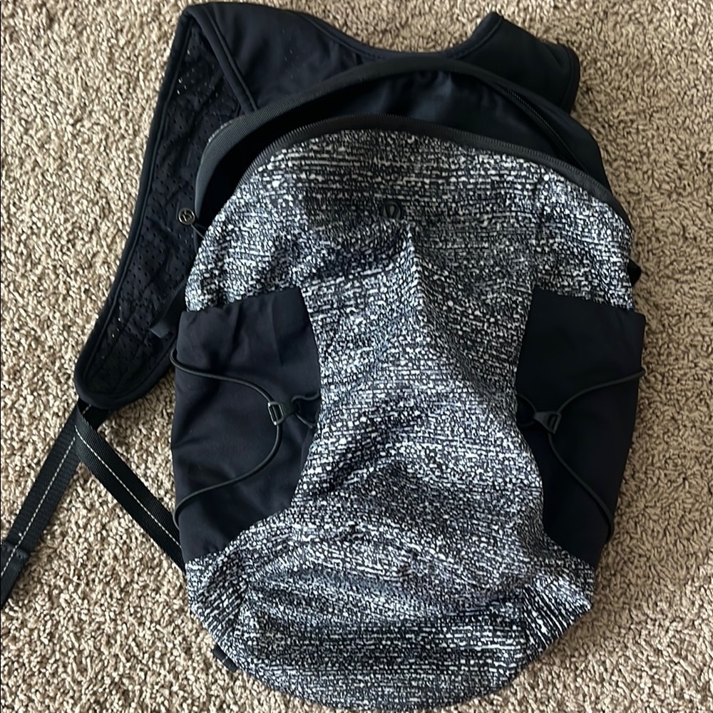 Lululemon Athletica Black and Gray Backpack Versatile Design